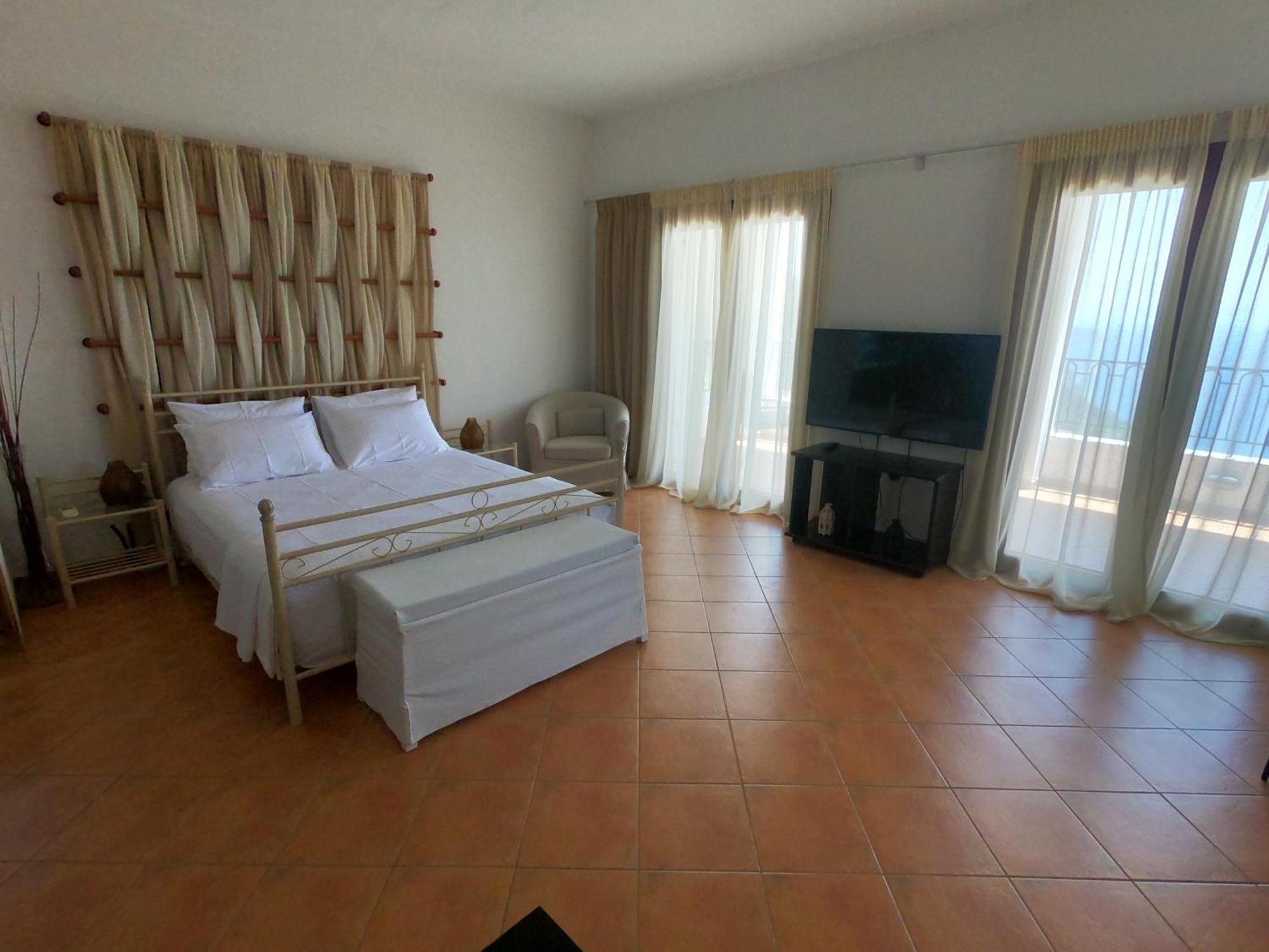Horizon Studios With Sea View - Free Parking กลอซซา ภายนอก รูปภาพ