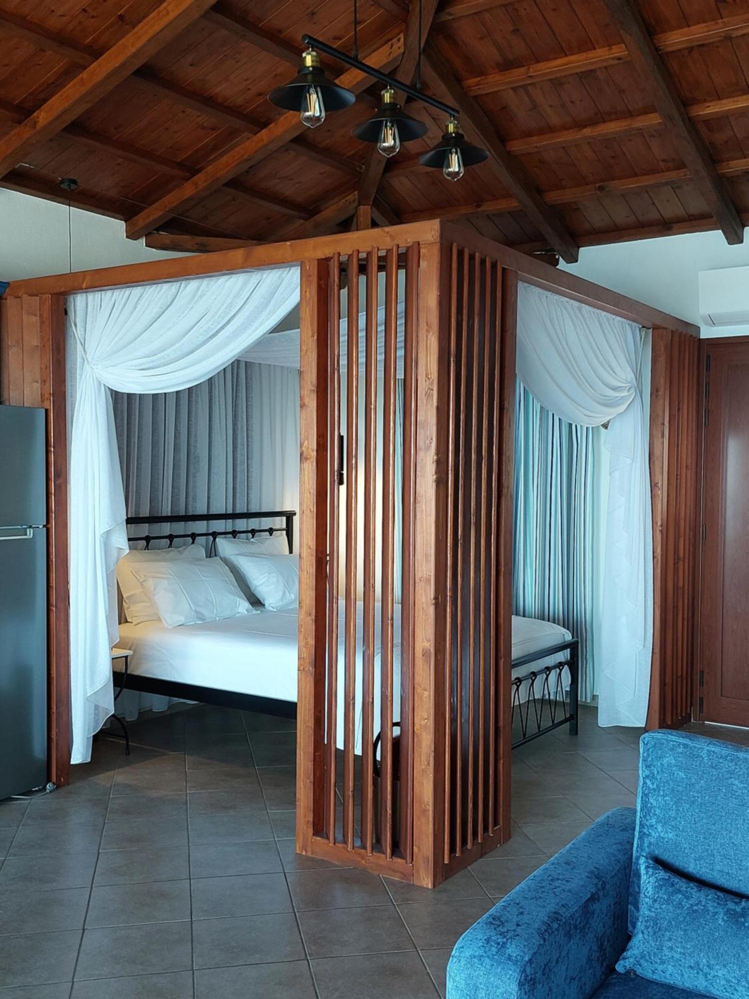 Horizon Studios With Sea View - Free Parking กลอซซา ภายนอก รูปภาพ